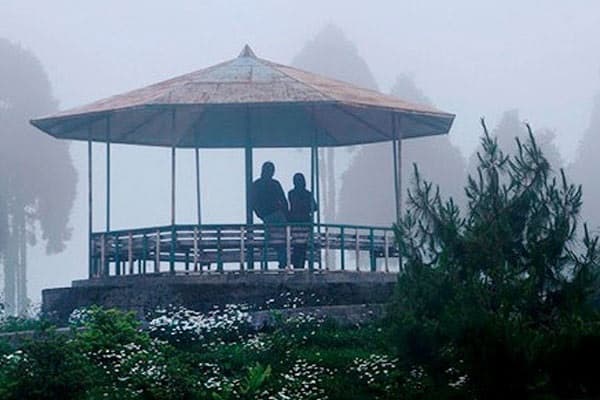 The 5 Most Romantic Places In Darjeeling