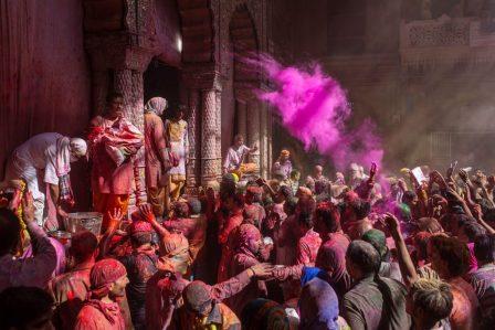 12 Best Places to Celebrate Holi in India