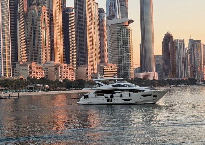 Romantic Vacation in Dubai for Couples