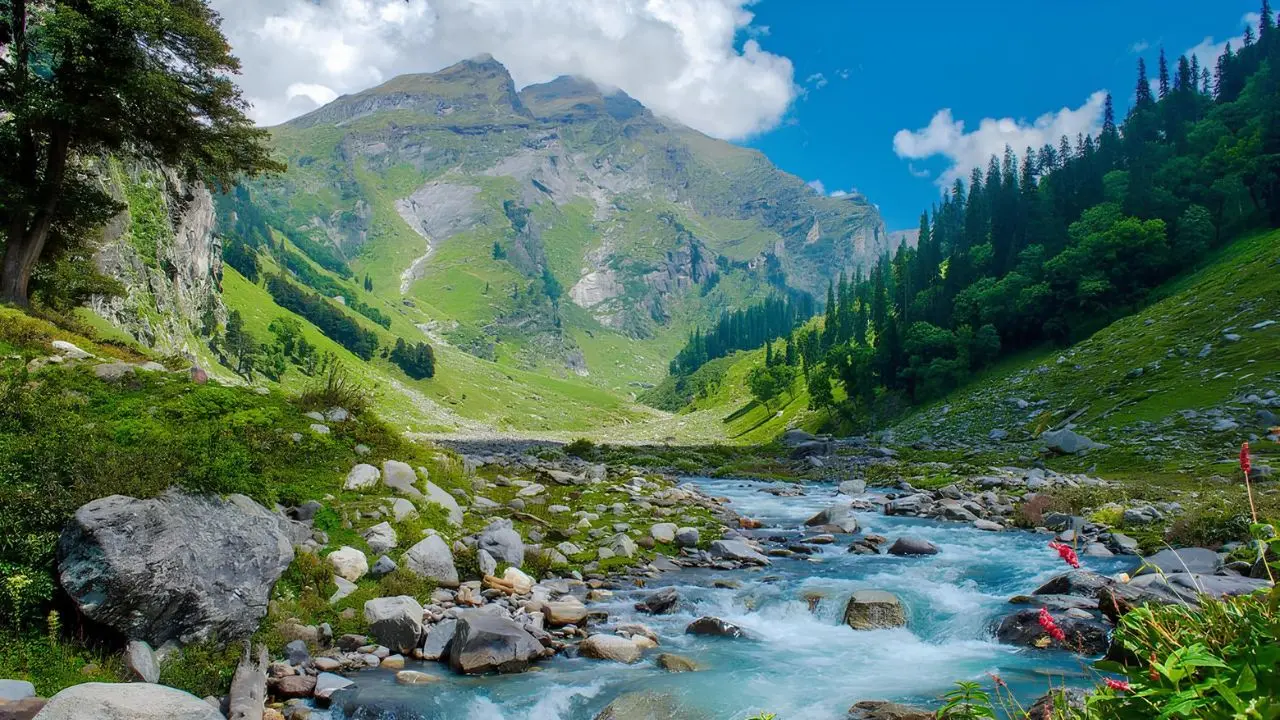 Hampta Pass Trek - Where Two Himalayan Worlds Collide